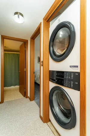 $269,000 | 2401 30th Avenue Northwest, Rochester, MN 55901