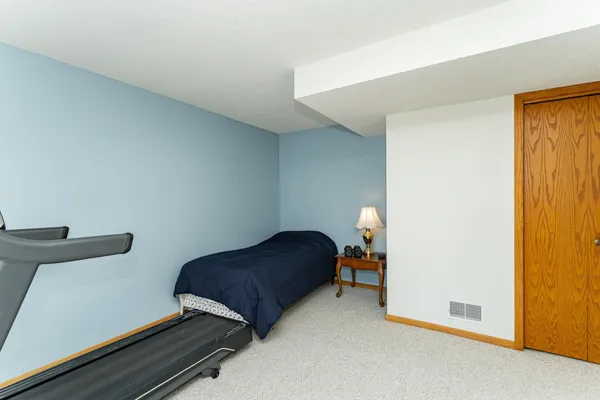 $269,000 | 2401 30th Avenue Northwest, Rochester, MN 55901