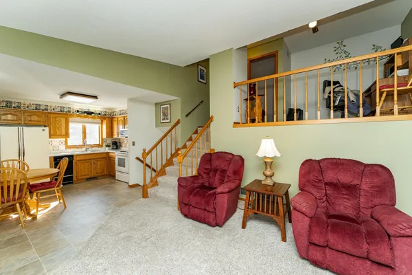 $269,000 | 2401 30th Avenue Northwest, Rochester, MN 55901