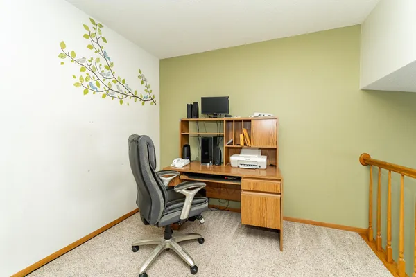 $269,000 | 2401 30th Avenue Northwest, Rochester, MN 55901