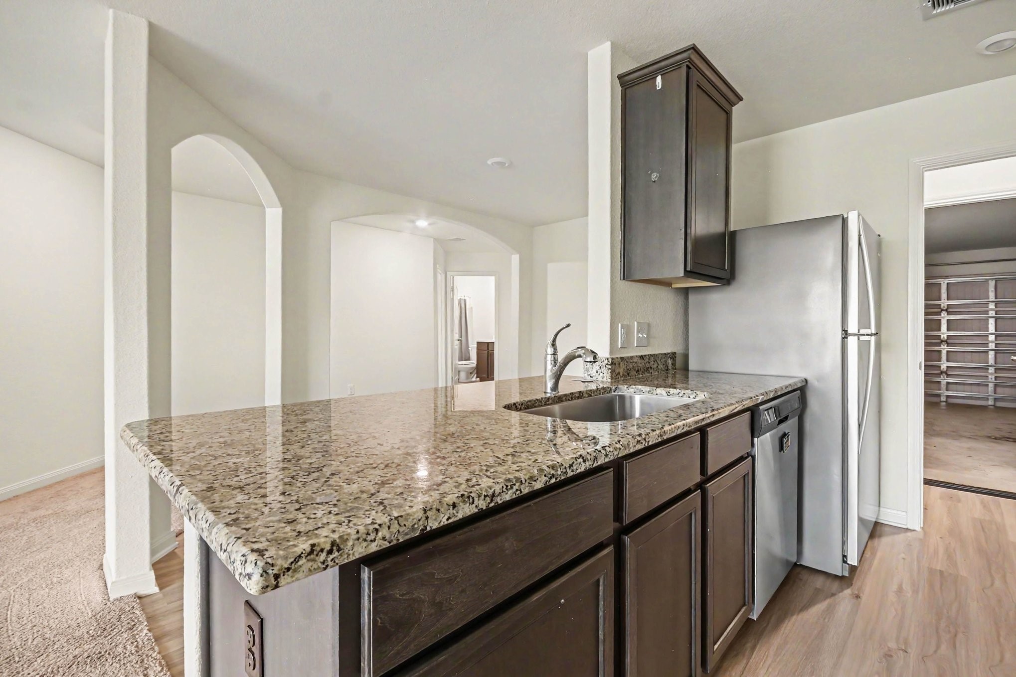 8402 Dusty Ridge Rd Cove Cove, TX 77523 - Photo 11 of 29