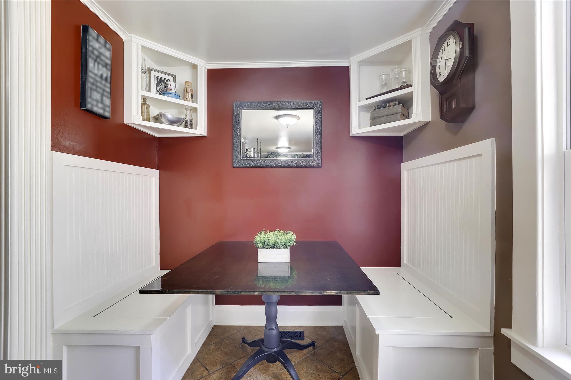 261 Lake Riviera Road Pasadena, MD 21122 - Photo 7 of 30 Breakfast room