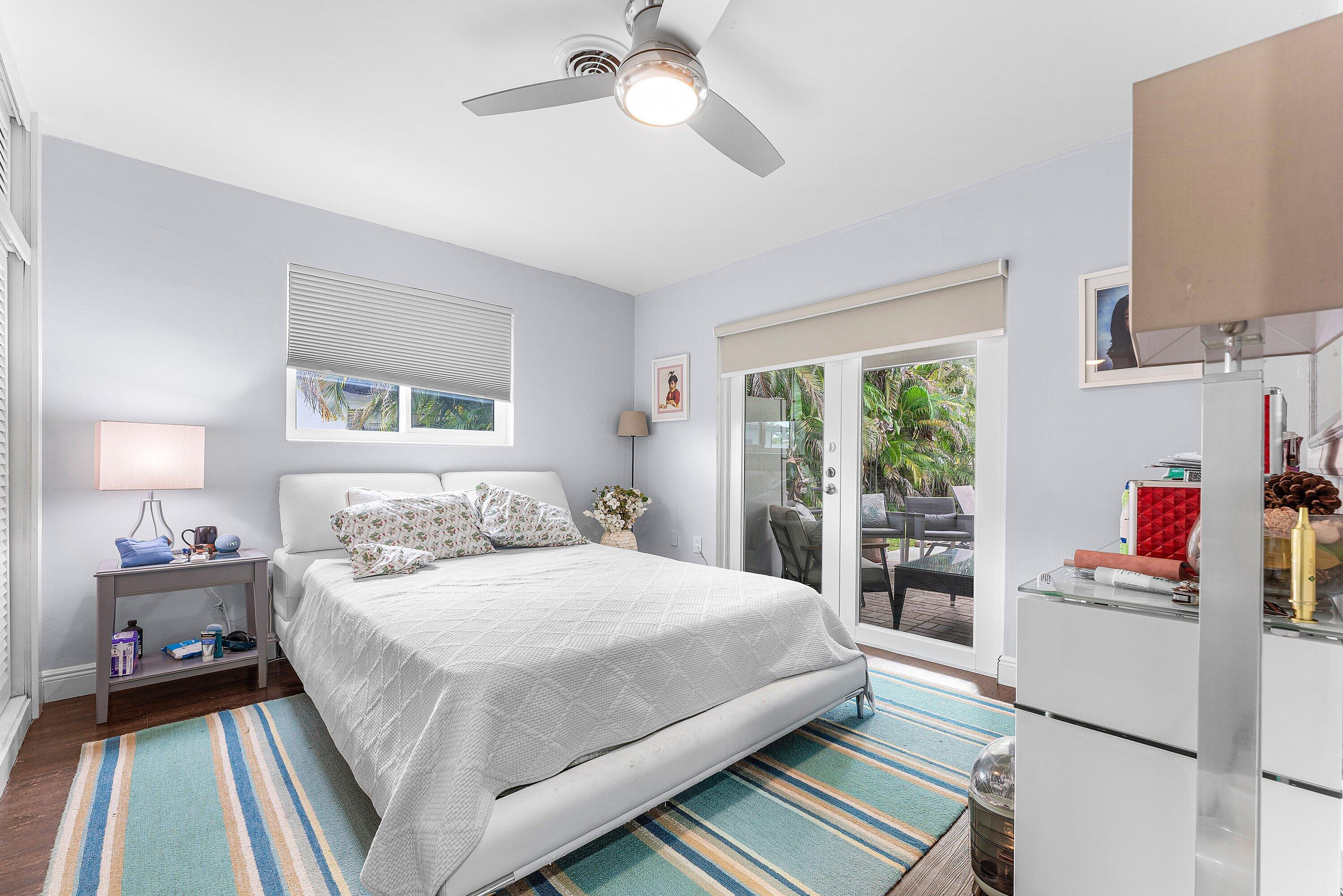 5300 Tyler Street Hollywood, FL 33021 - Photo 9 of 19 015-5300TylerStreet-Hollywood-FL-33021-S