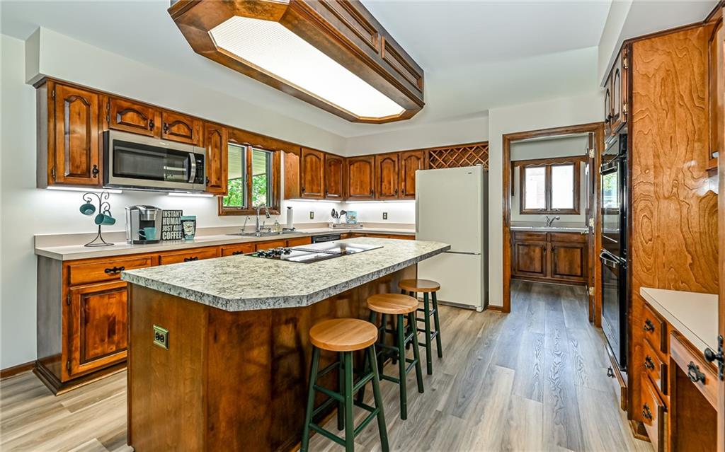 330 Pinkerton Road Wexford, PA 15090 - Photo 11 of 34 Plenty of cabinet space and open to the family room