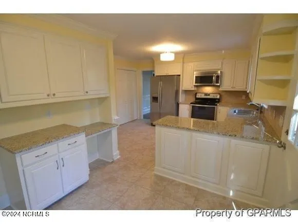 $2,400 | 208 Chowan Road, Greenville, NC 27858