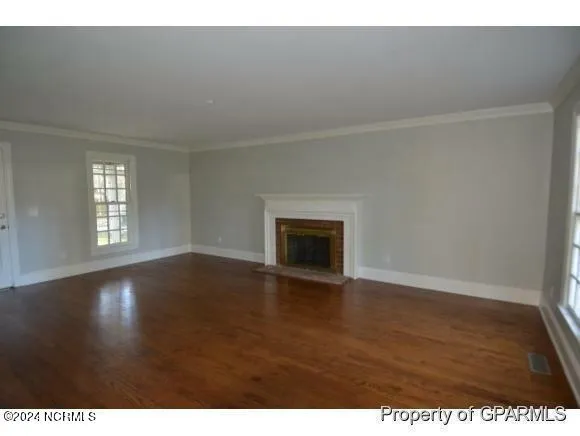 $2,400 | 208 Chowan Road, Greenville, NC 27858