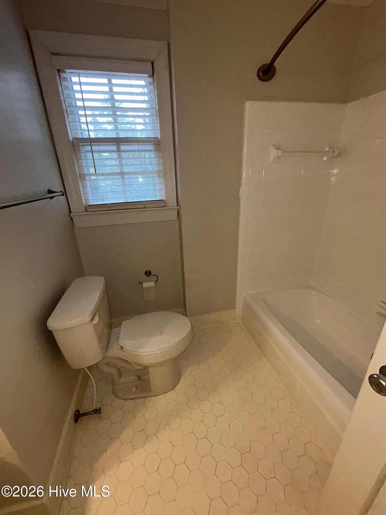 208 Chowan Road Greenville, NC 27858 - Photo 10 of 15 IMG_5924