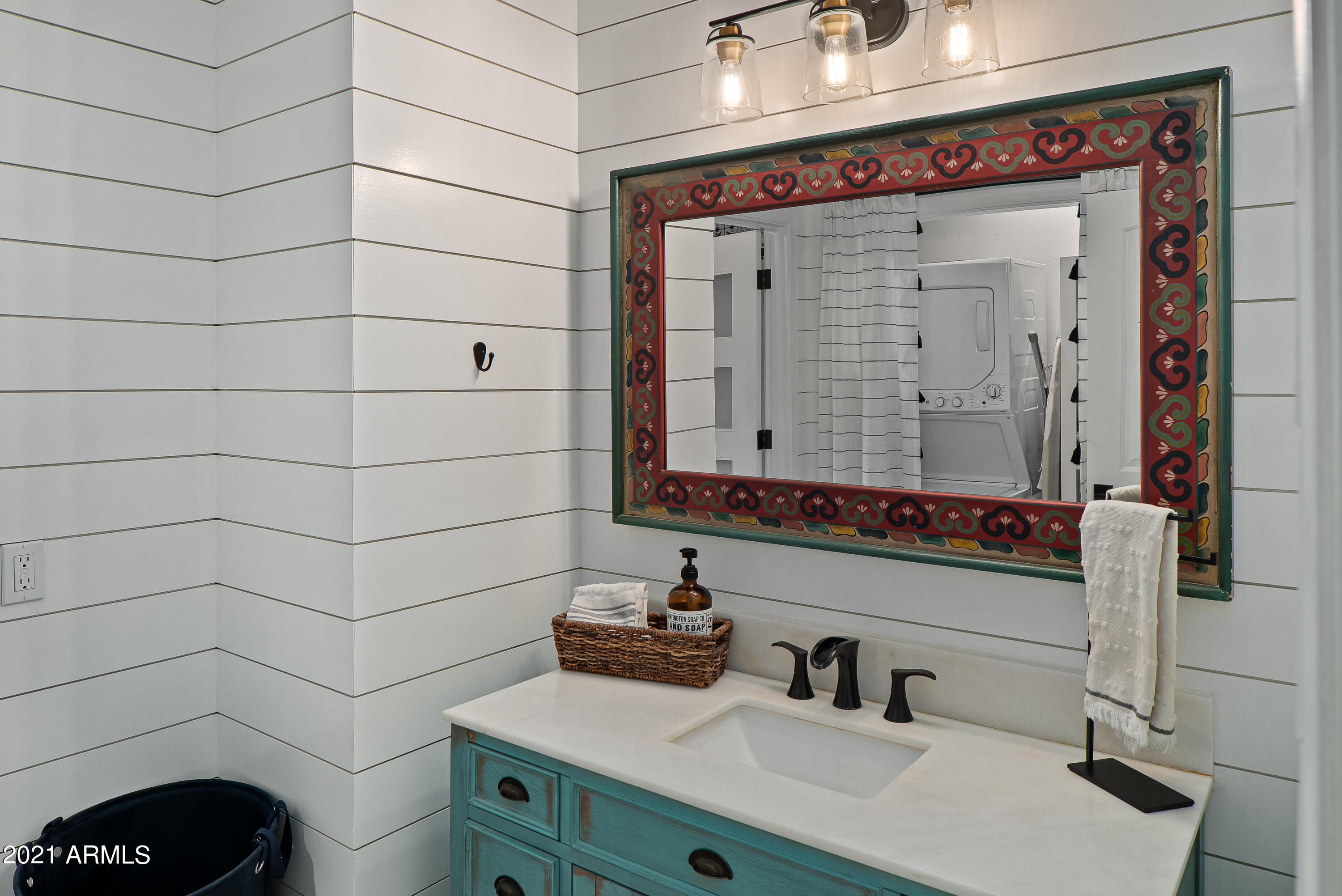 275 Northview Road Sedona, AZ 86336 - Photo 20 of 30 Guest Bathroom and Laundry Area