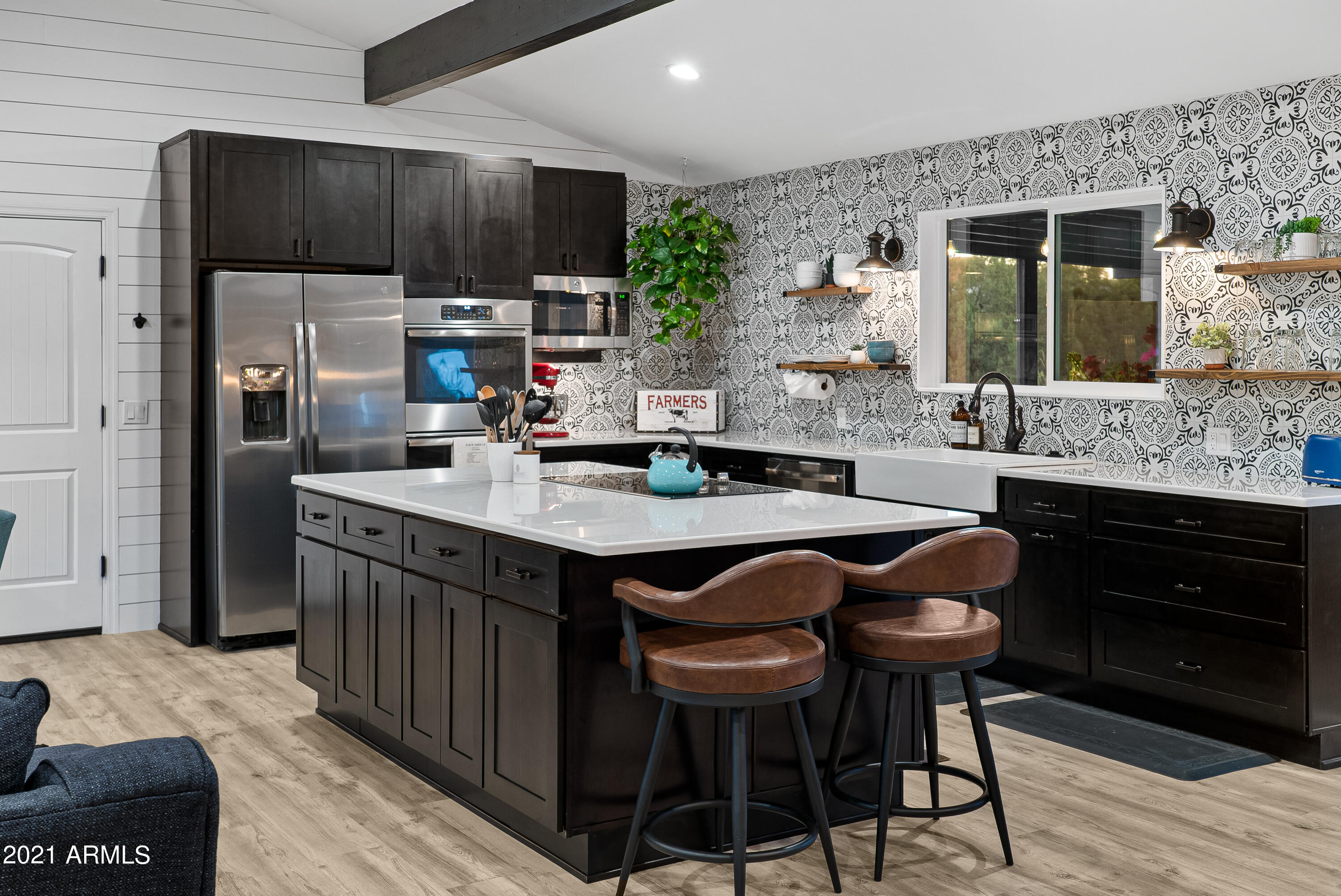 275 Northview Road Sedona, AZ 86336 - Photo 9 of 30 Spacious Kitchen!