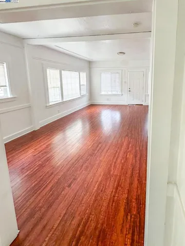 $575,000 | 10504-10504 Voltaire Avenue, Oakland, CA 94603