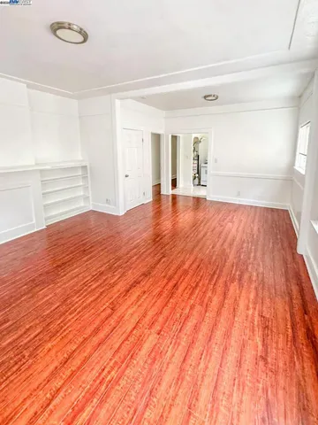 $575,000 | 10504-10504 Voltaire Avenue, Oakland, CA 94603