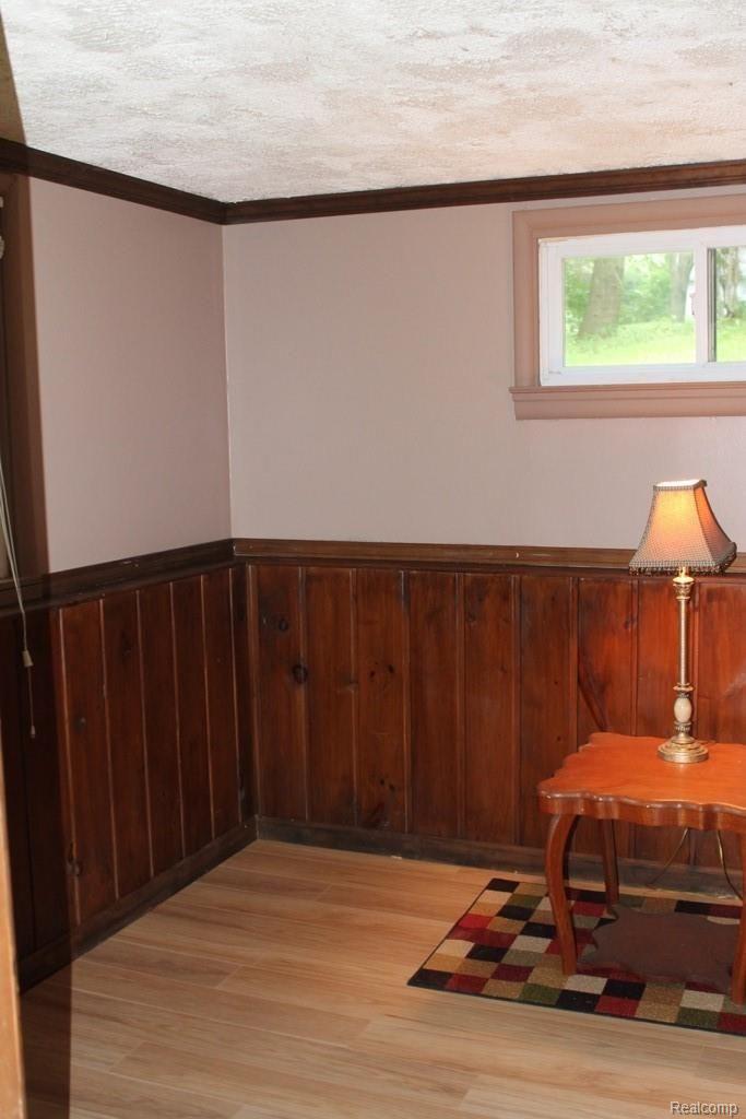 2270 Houser Road Holly, MI 48442 - Photo 15 of 29 IMG_6183.JPG
