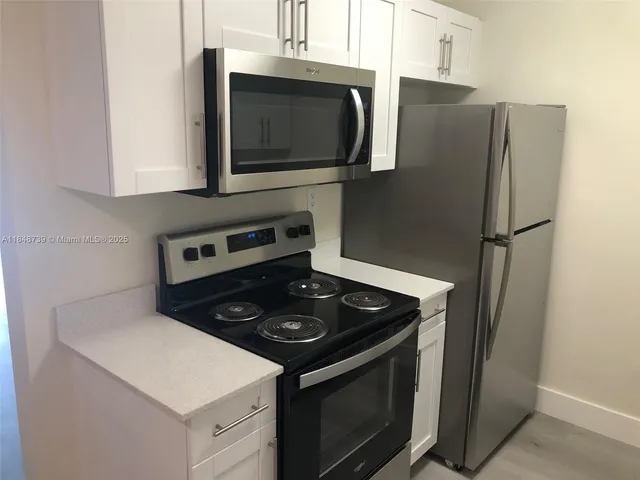 $1,900 | 10748 North Kendall Drive, Unit N20, Miami, FL 33176