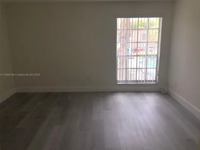 $1,900 | 10748 North Kendall Drive, Unit N20, Miami, FL 33176