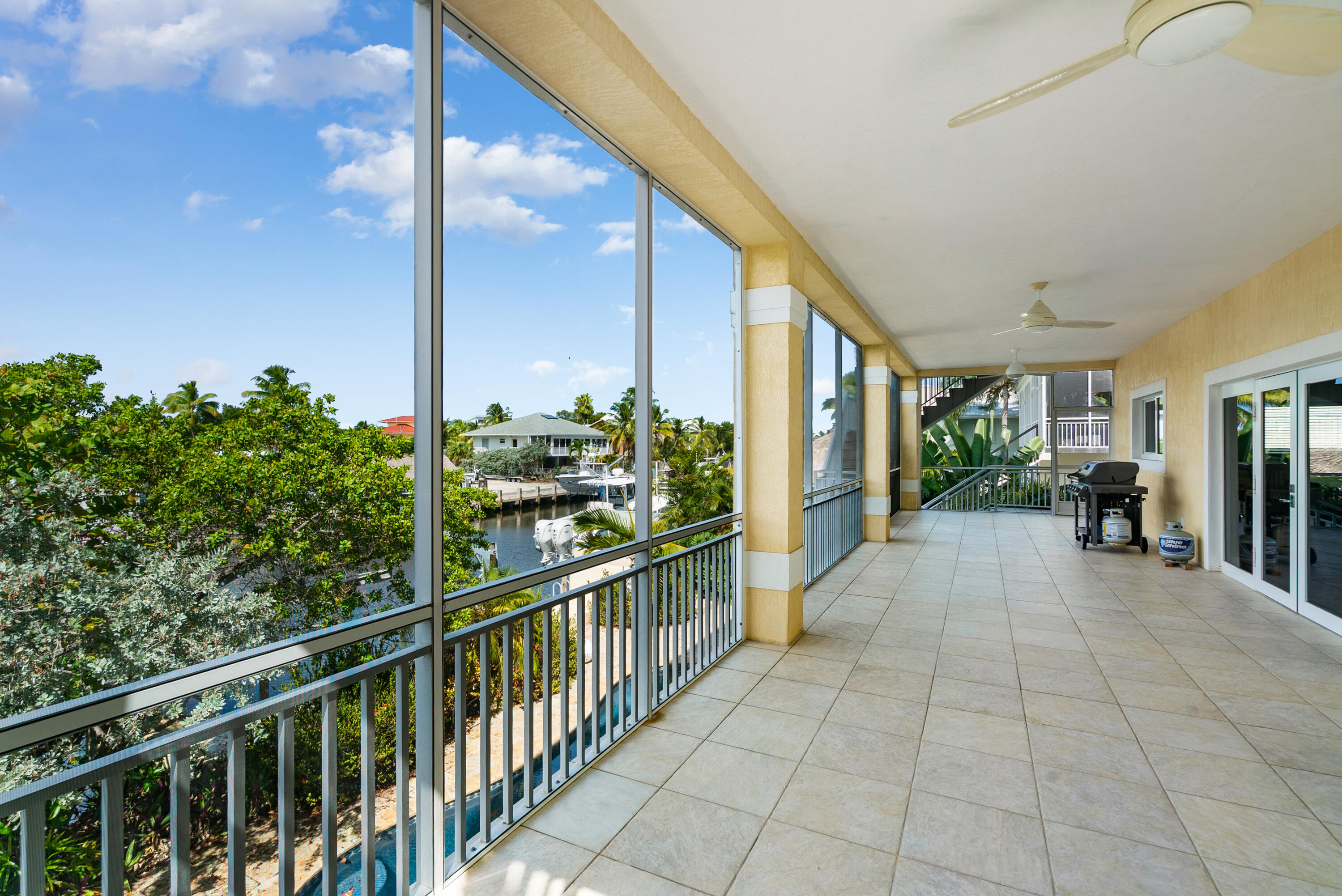 52 Andros Road Key Largo, FL 33037 - Photo 19 of 66 Back patio