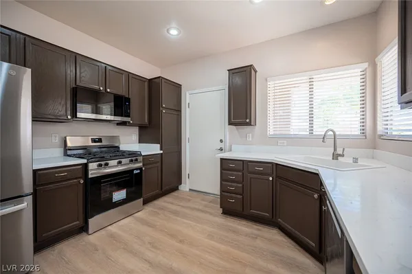 $399,900 | 1820 Walking Path Avenue, Henderson, NV 89012
