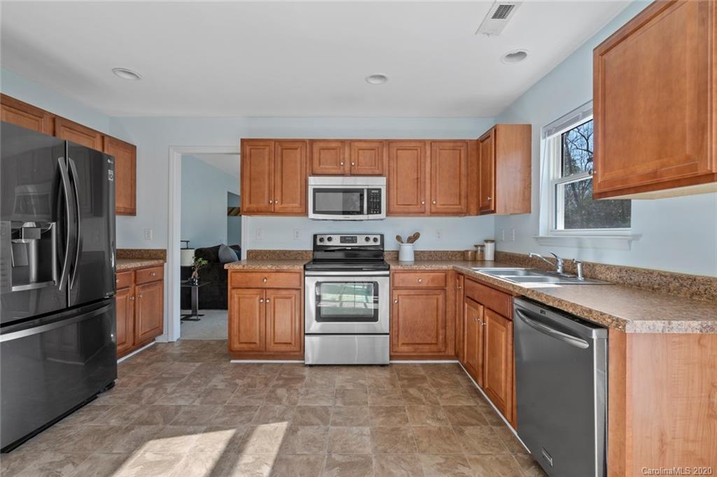 7419 Bent Oak Road Charlotte, NC 28226 - Photo 15 of 45