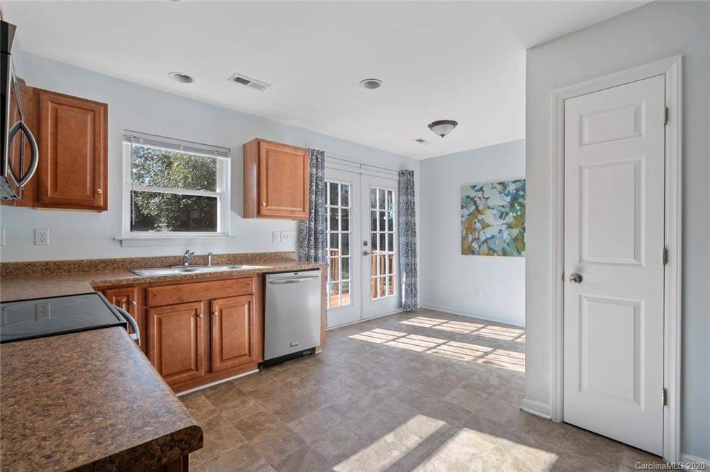 7419 Bent Oak Road Charlotte, NC 28226 - Photo 3 of 45