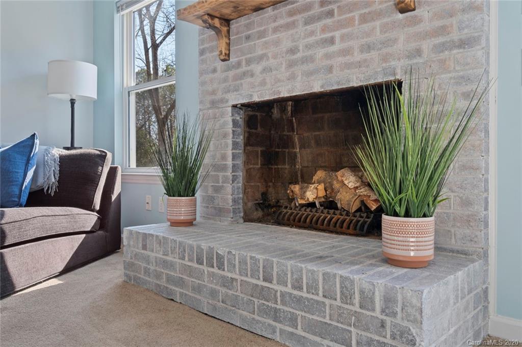 7419 Bent Oak Road Charlotte, NC 28226 - Photo 8 of 45