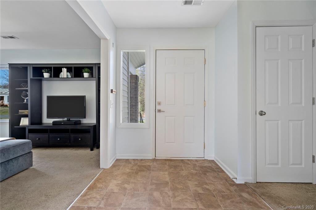 7419 Bent Oak Road Charlotte, NC 28226 - Photo 9 of 45