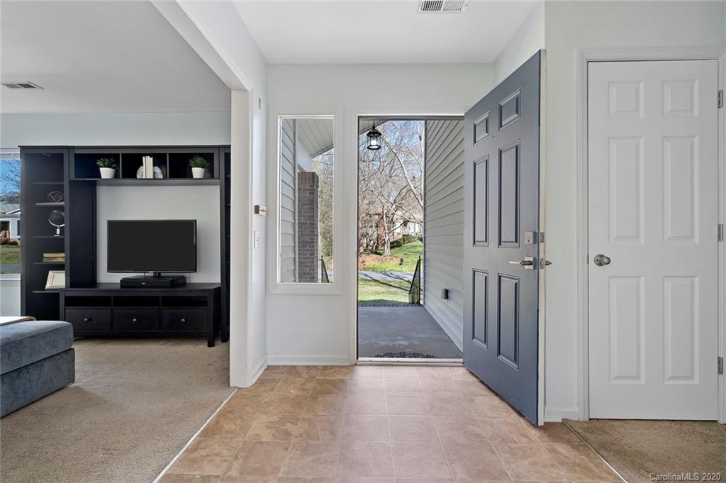 7419 Bent Oak Road Charlotte, NC 28226 - Photo 10 of 45