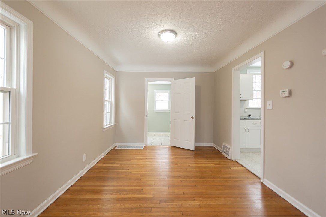 3431 Henderson Road Cleveland, OH 44112 - Photo 9 of 25 Gallery Image 9