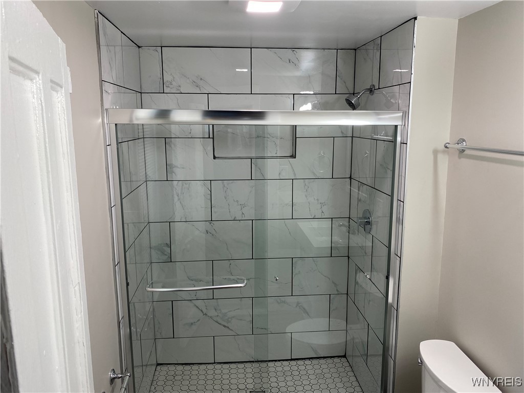 434 14th Street Buffalo, NY 14213 - Photo 4 of 26