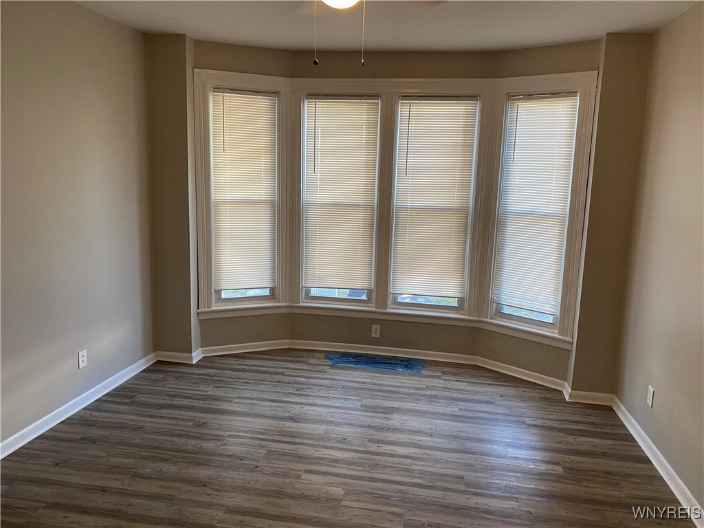 434 14th Street Buffalo, NY 14213 - Photo 6 of 26