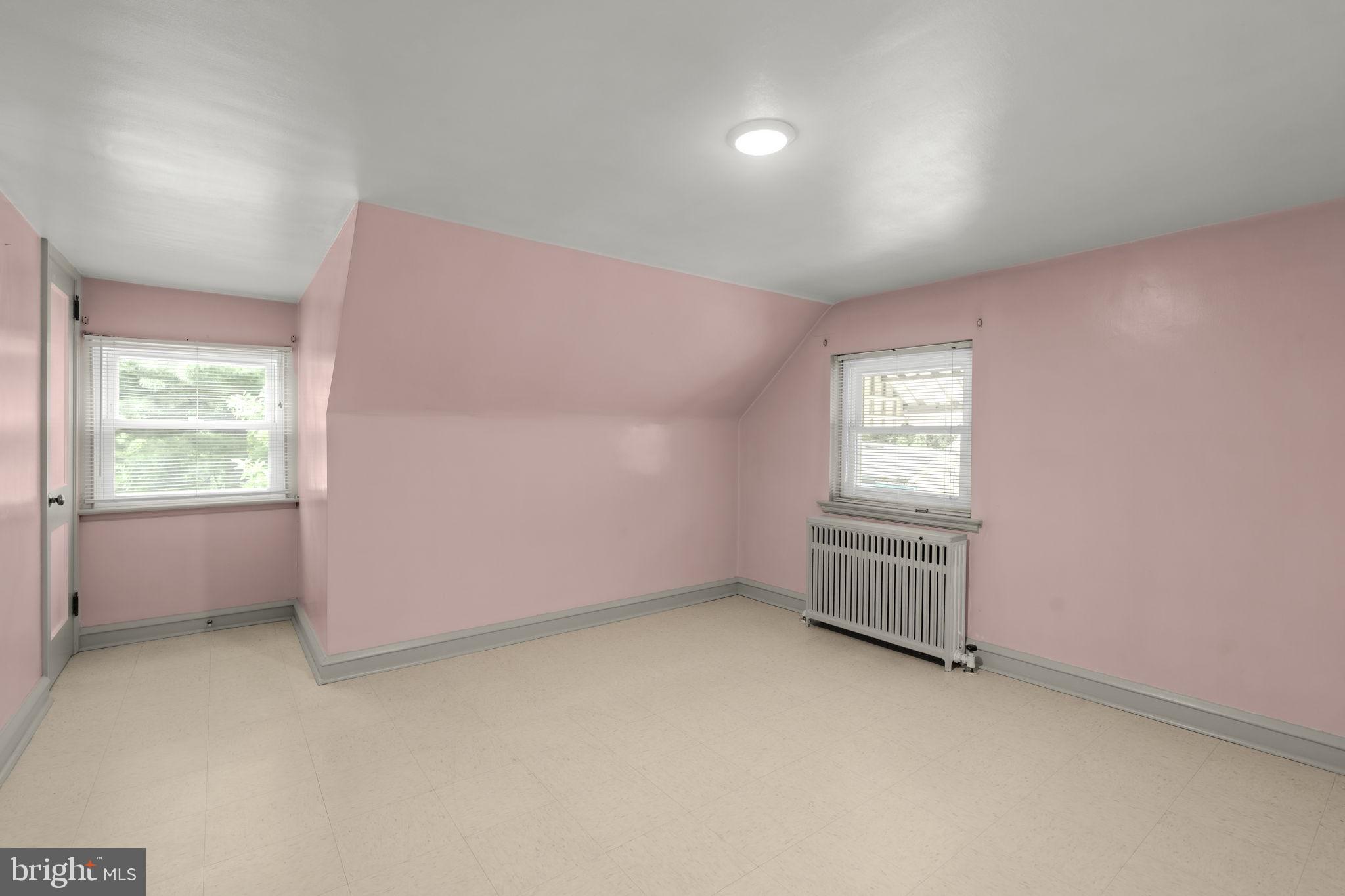 1612 Ridgeview Avenue Lancaster, PA 17603 - Photo 13 of 28 Gallery Image 13