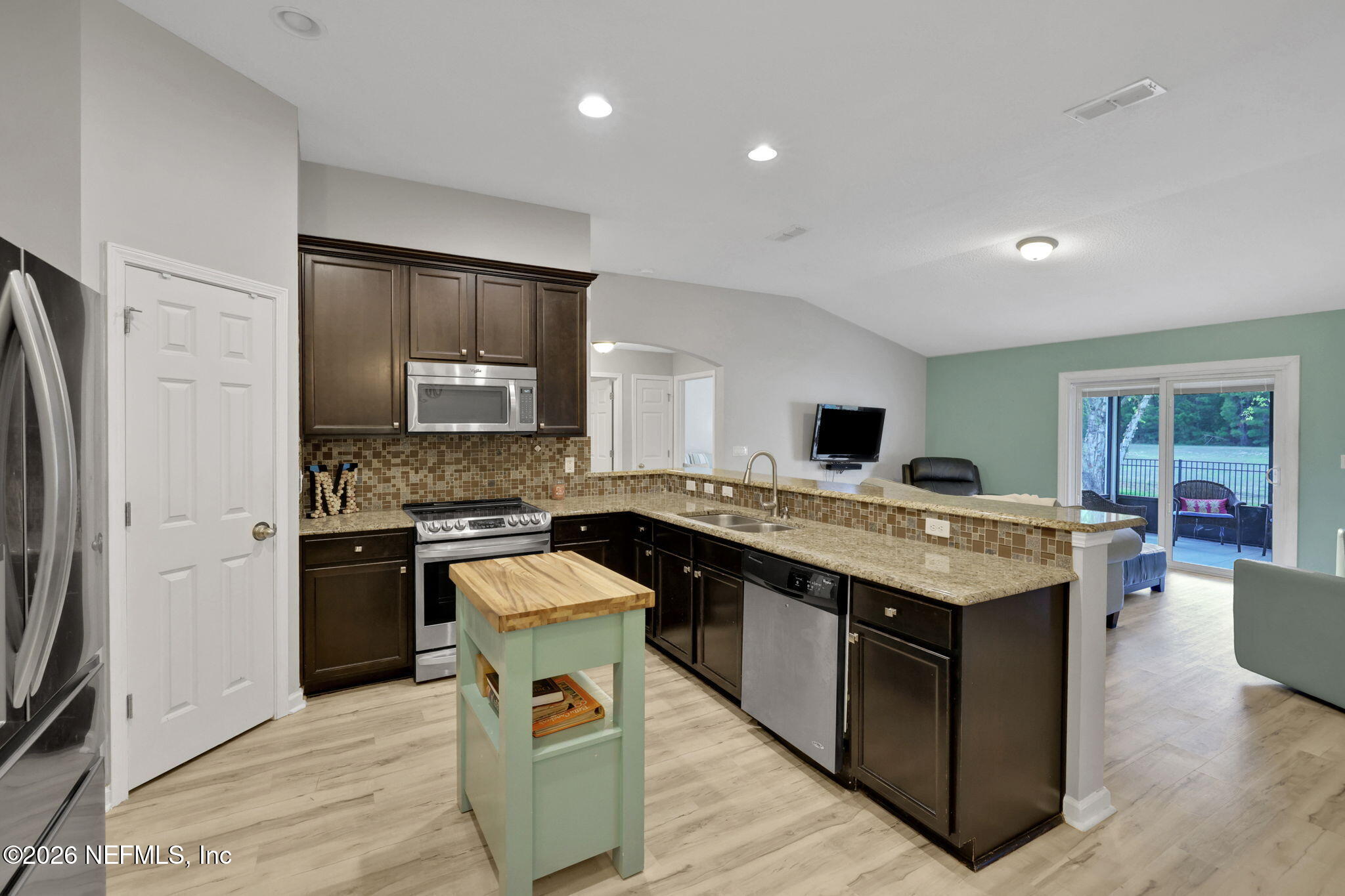 1207 Camp Ridge Lane Middleburg, FL 32068 - Photo 5 of 62 18-web-or-mls-036A3893