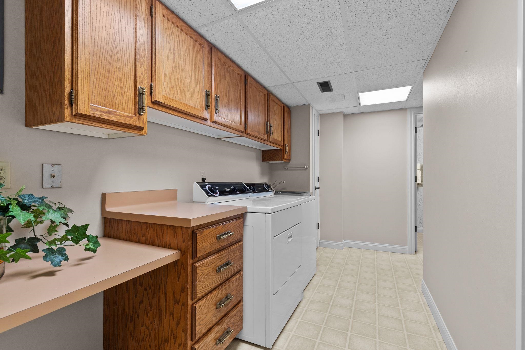 10 South Lawrence Court, Unit 10 Appleton, WI 54911 - Photo 22 of 33