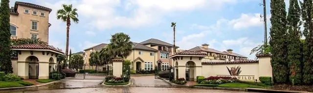 $3,200 | 28 West Oaks Drive, Houston, TX 77058