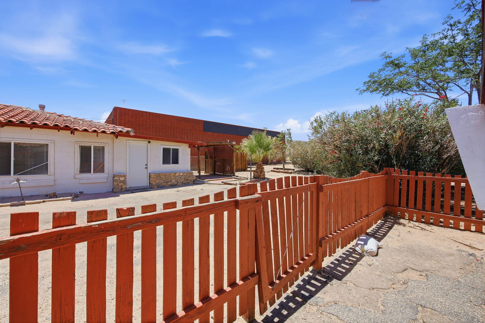 6757 Adobe Road Twentynine Palms, CA 92277 - Photo 39 of 61 39-web-or-mls-39