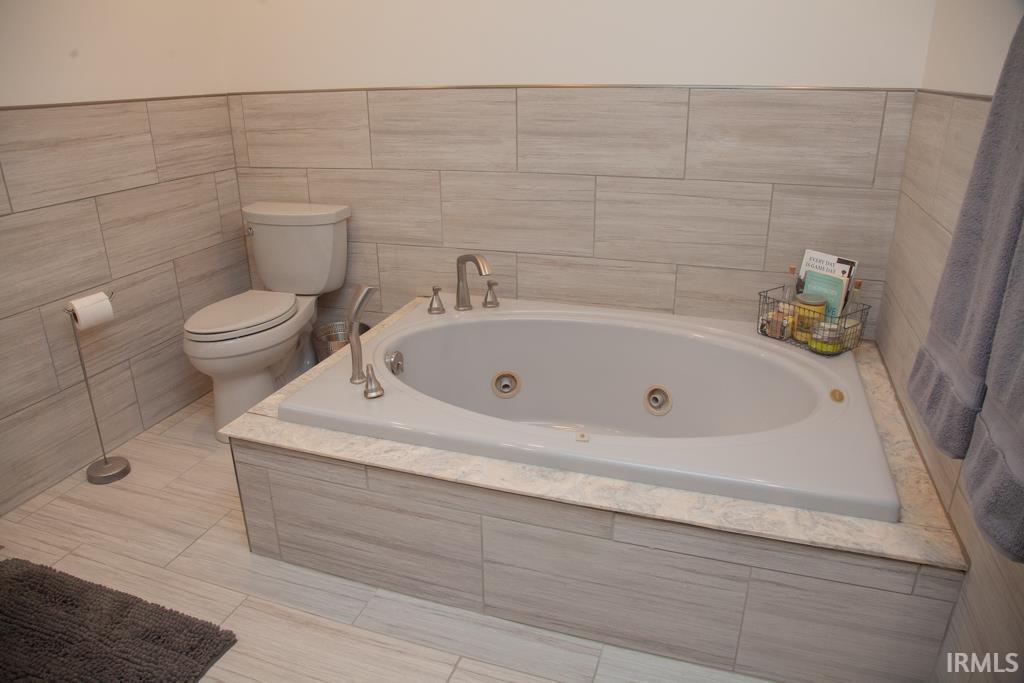 523 Miller Road Evansville, IN 47712 - Photo 23 of 36 Gallery Image 23