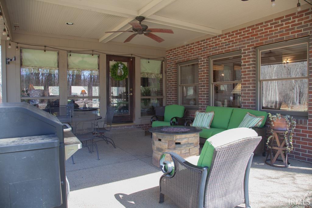 523 Miller Road Evansville, IN 47712 - Photo 33 of 36 Gallery Image 33