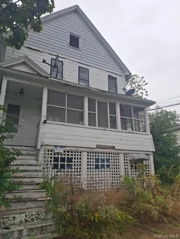 $120,000 | 74 Elizabeth Street, Amsterdam, NY 12010