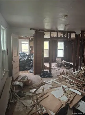 $120,000 | 74 Elizabeth Street, Amsterdam, NY 12010