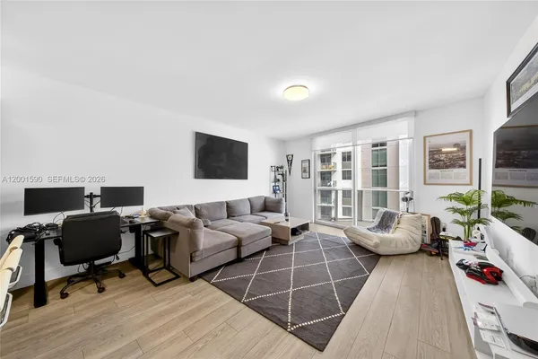 $2,750 | 1010 Southwest 2nd Avenue, Unit 1605, Miami, FL 33130