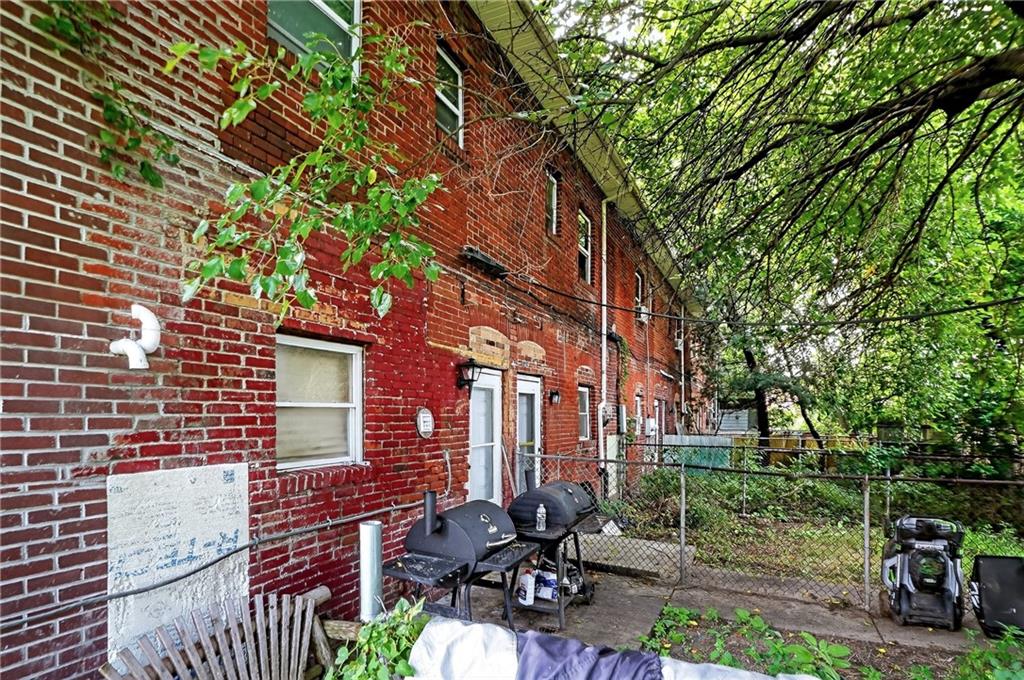 16-22 Helen Street McKees Rocks, PA 15136 - Photo 7 of 31