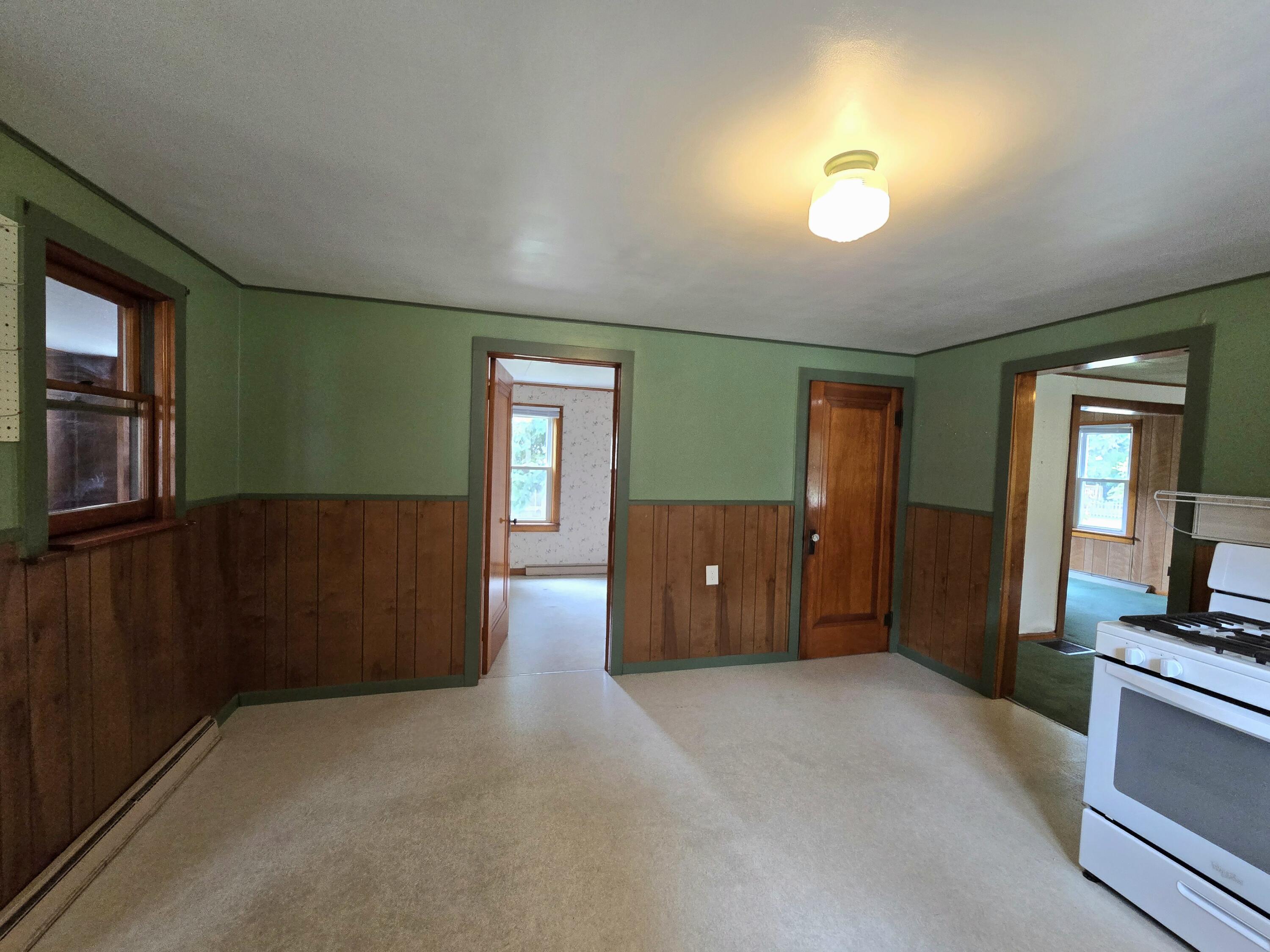 233 North Avenue Reed City, MI 49677 - Photo 11 of 47 Kitchen