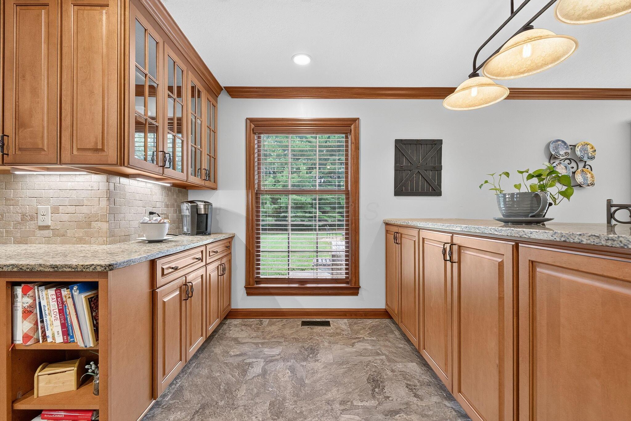 6565 Duffy Road Delaware, OH 43015 - Photo 27 of 84 6565 Duffy (Interior)-18