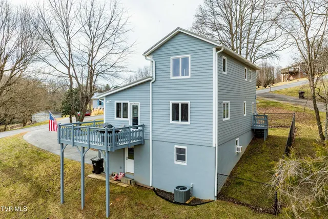 $364,900 | 317 Sawyer Circle, Bluff City, TN 37618