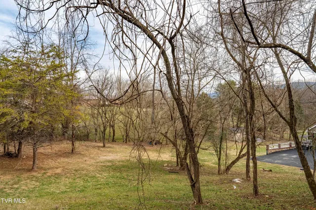 $364,900 | 317 Sawyer Circle, Bluff City, TN 37618