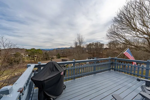 $364,900 | 317 Sawyer Circle, Bluff City, TN 37618