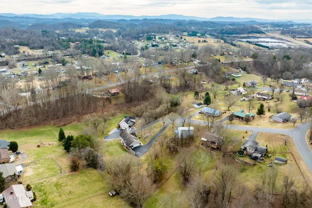 $364,900 | 317 Sawyer Circle, Bluff City, TN 37618