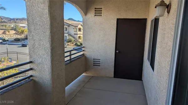 $1,850 | 2291 West Horizon Ridge Parkway, Unit 1202, Henderson, NV 89052