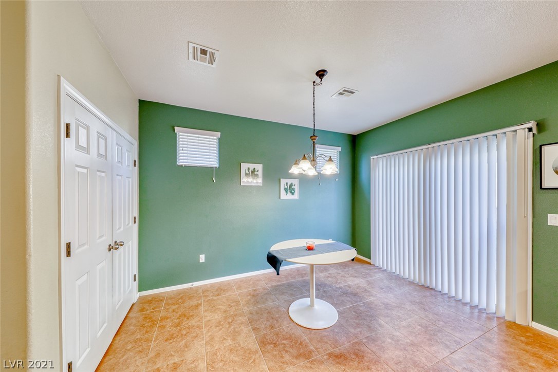 10553 Cave Ridge Street Las Vegas, NV 89179 - Photo 12 of 43 Gallery Image 12