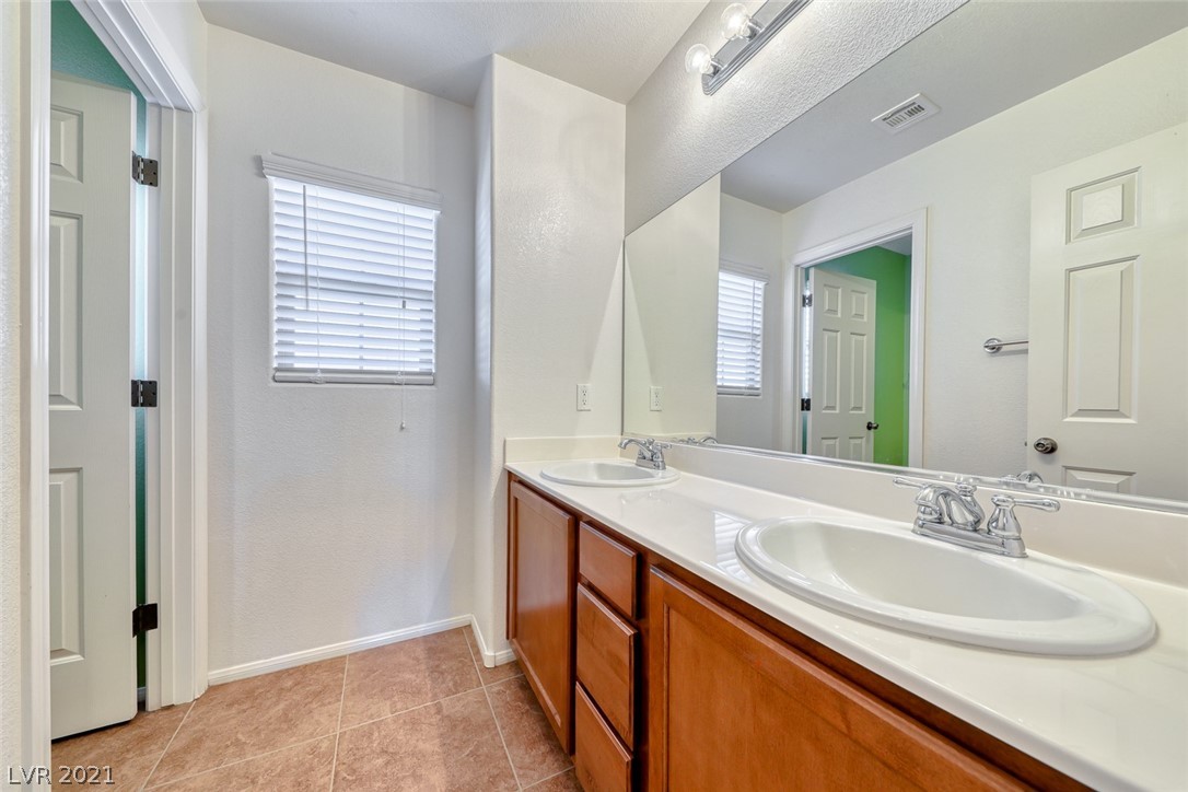 10553 Cave Ridge Street Las Vegas, NV 89179 - Photo 34 of 43 Gallery Image 34