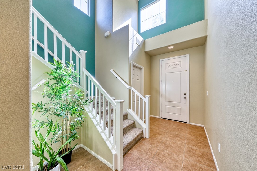 10553 Cave Ridge Street Las Vegas, NV 89179 - Photo 4 of 43 Gallery Image 4