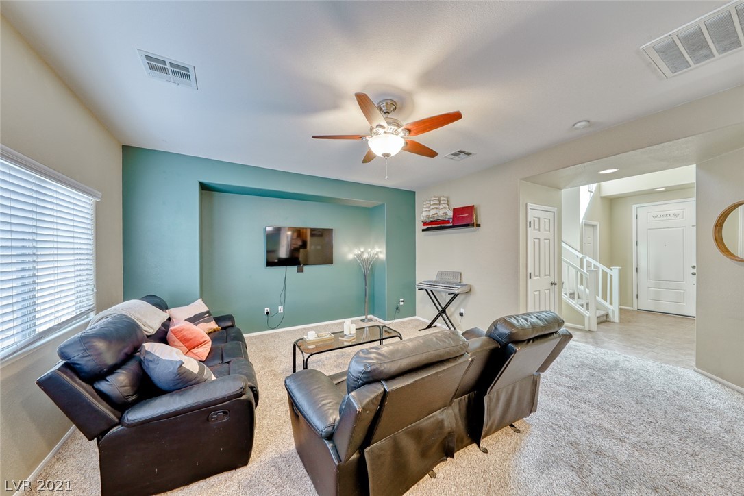 10553 Cave Ridge Street Las Vegas, NV 89179 - Photo 8 of 43 Gallery Image 8